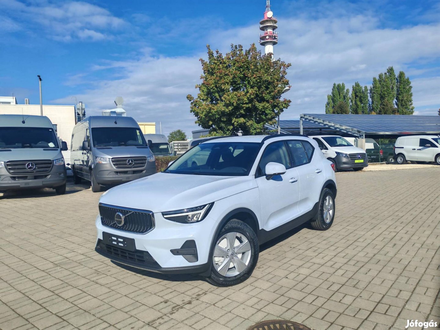 Volvo XC40 2.0 [B3] Mhev Essential DCT Magánsze...